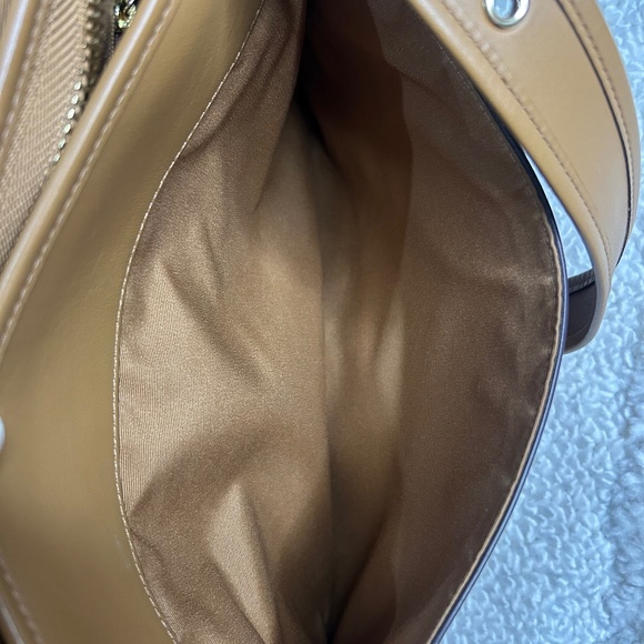 Authentic Patricia Legacy Coach Crossbody Saddle Bag - Picture 11 of 12